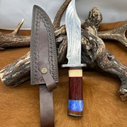 Couteau Bowie lame acier Damas Poli manche en Noyer et Os ref NBC30
