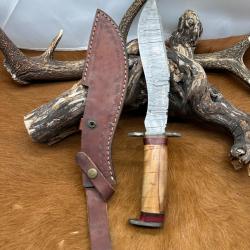 Couteau Bowie lame acier damas 256 couches manche en Bois ref NBC31