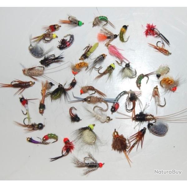 LOT DE 40 NYMPHES CASQUEES TUNGSTENE SUR HAMECONS 14 - 16 - 18
