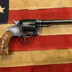 Revolver Colt New Army fabrication tardive poin&ccedil;on VP calibre 32-20 Winchester