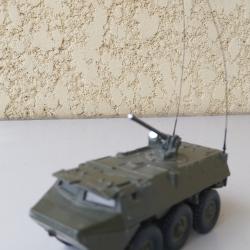 V&eacute;hicule militaire VAB N&deg;251 6X6