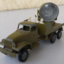 V&eacute;hicule militaire GMC 6X6