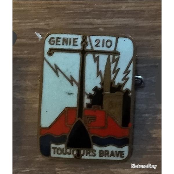 tr�s rare insigne 210 genie