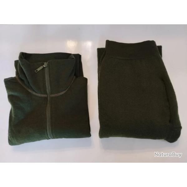 Cale�on et sous pull en laine/m�rinos