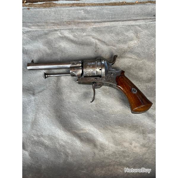 Superbe revolver � broche style LEFAUCHEUX 7 mm