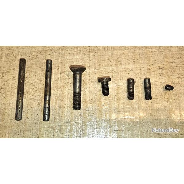 Lot de pi�ces - Axes et vis - ARTISAN ESPAGNOL juxtapos� - Cal. 12/70 - OCCASION