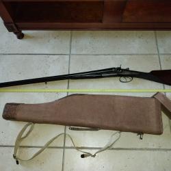 Juxtapos&eacute; &agrave; chiens calibre 20 65mm et son &eacute;tui jambon.