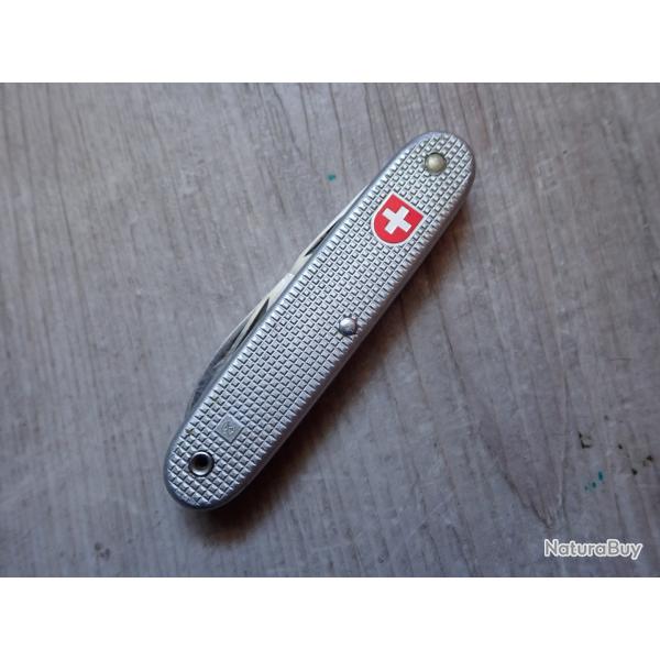 1981 Couteau multifonctions en dotation Arm�e Suisse - Victorinox