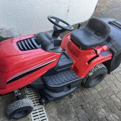 Tondeuse auto port&eacute;e Stiga