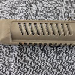 Garde main inf&eacute;rieur FAB DEFENSE pour Gazela VZ58