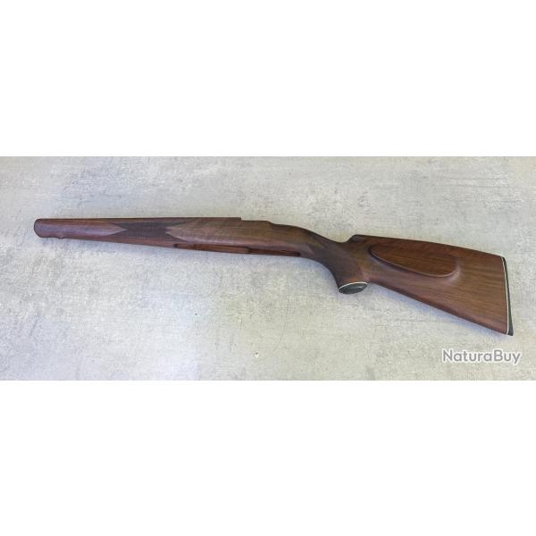 Crosse enti�rement en noyer pour carabine type mauser 98