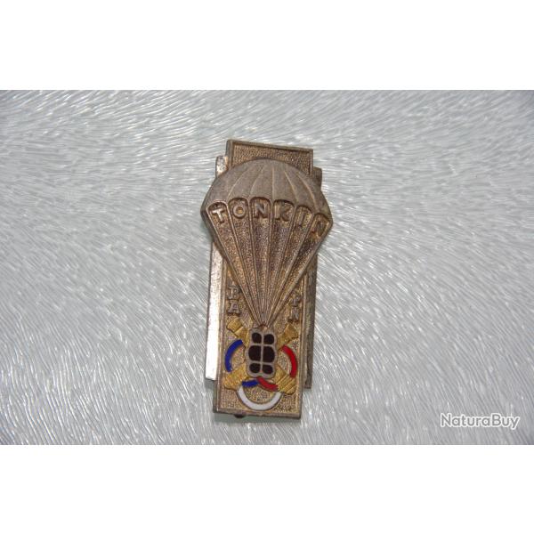 INSIGNE INDOCHINE  :  BASE AEROPORTE  NORD   TONKIN  --------------D.O.M -------------