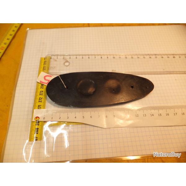 Plaque de couche de fusil de chasse.                                                             (5)