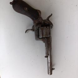 Revolver a broche simple et double action