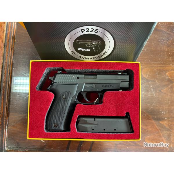 SIG SAUER P226 9X19 LIMITED EDITION "40TH ANNIVERSARY"