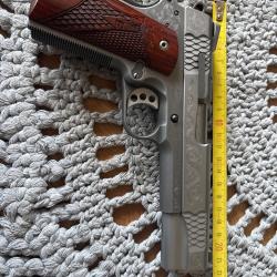 Pistolet 1911 Smith et Wesson Grav&eacute; 45acp