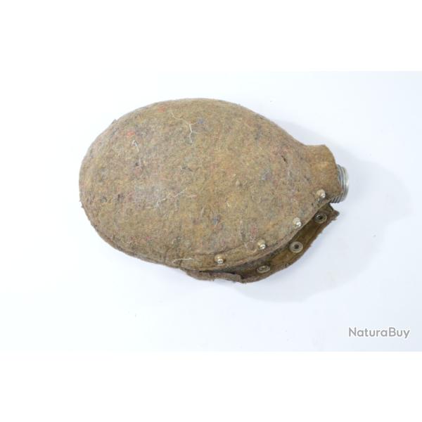 Ancienne gourde militaire � identifier. WW2 ? Allemand / Tch�que ?