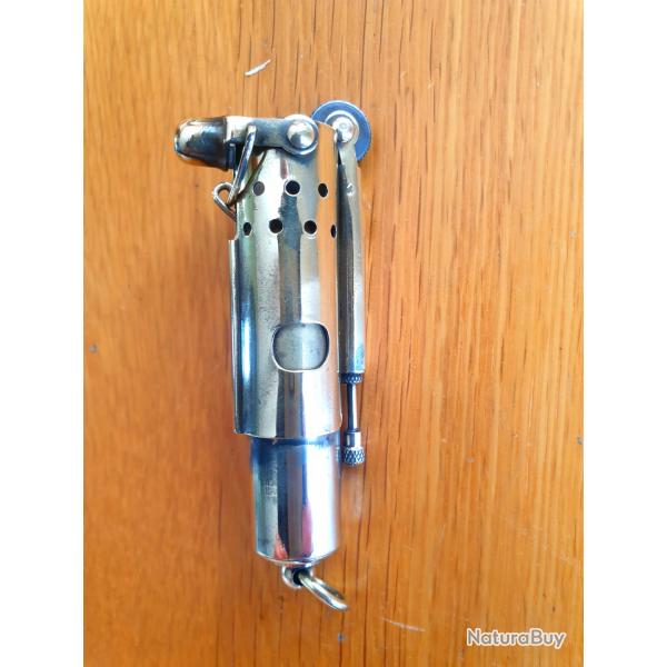 Magnifique briquet laiton ann�es 30.
