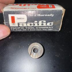 PACIFIC VINTAGE SHELL HOLDER N&deg;2   EN BOITE