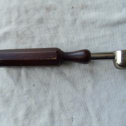 1 chargette de precision en cuivre nickel&eacute; .en bon &eacute;tat.