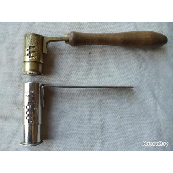 2 chargettes gradu�es � plomb et poudre .en bon �tat.