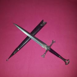 Dague M&eacute;di&eacute;vale " Puy du Fou "