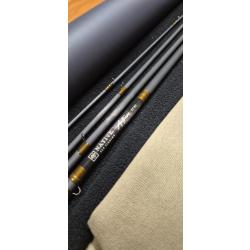 CANNE A MOUCHE - NATIVE - AMTHEM 11' #2 poign&eacute;e CARBONE - MADE IN FRANCE - nymphe au fil