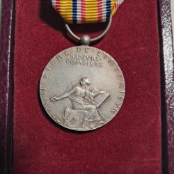 M&eacute;daille d'honneur en Argent des Sapeurs Pompiers