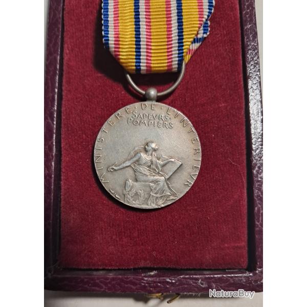 M�daille d'honneur en Argent des Sapeurs Pompiers
