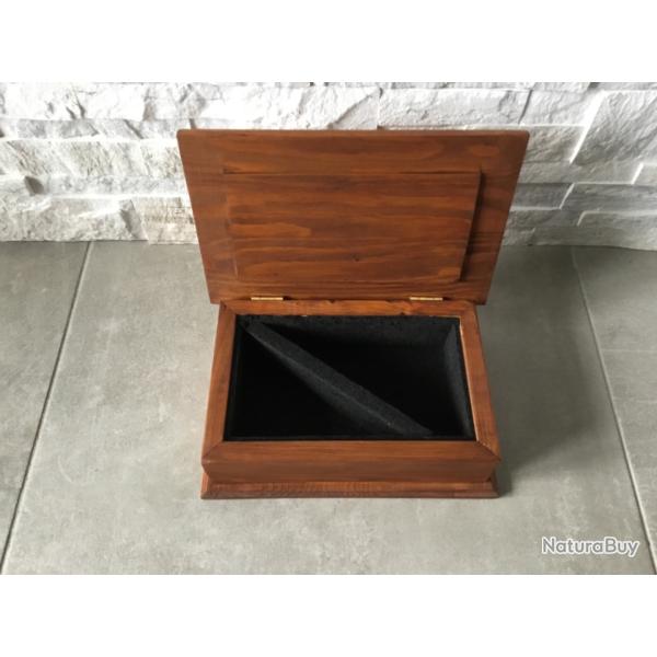 Superbe petit coffret pour BULLDOG ou petit pistolet / revolver