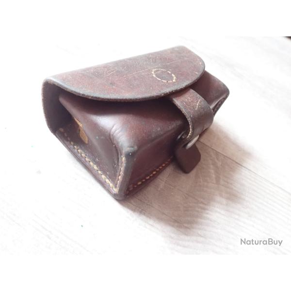 1941 : Trousse, pochette � mat�riel, entretien parabellum P06, P06/24 Suisse ou r�volver 1882/29.