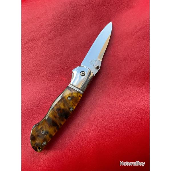 COUTEAU PLIANT BENCHMADE