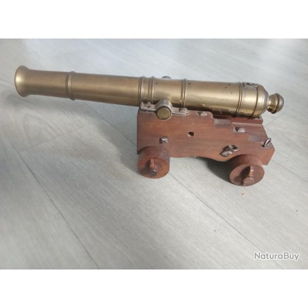 Tr�s beau canon de marine poudre noire? Tr�s beau mod�le r�duit d'une  pi�ce d'artillerie,