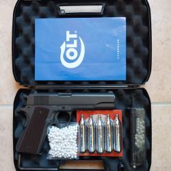 CYBERGUN COLT 1911 A1 6mm airsoft full m&eacute;tal, mallette de stockage, cibles, sparclettes, speedloader