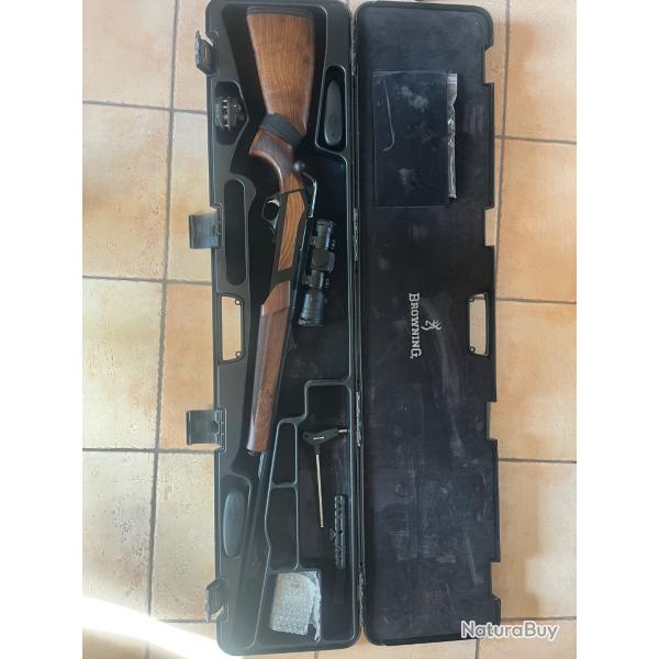 Maral calibre 300win mag avec point rouge h34 L