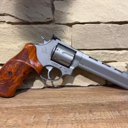Revolver Taurus Tracker cal 357 mag   +1� sans prix de r&eacute;serve