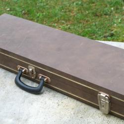 Mallette Boite valise fusil m&eacute;tallique recouverte ref IFS25ETU002