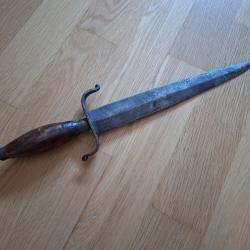 Ancienne dague de chasse v&eacute;nerie XIXE / XXE ?