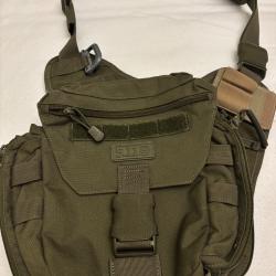 Sac bandouli&egrave;re &laquo;&nbsp;tactique&nbsp;&raquo;