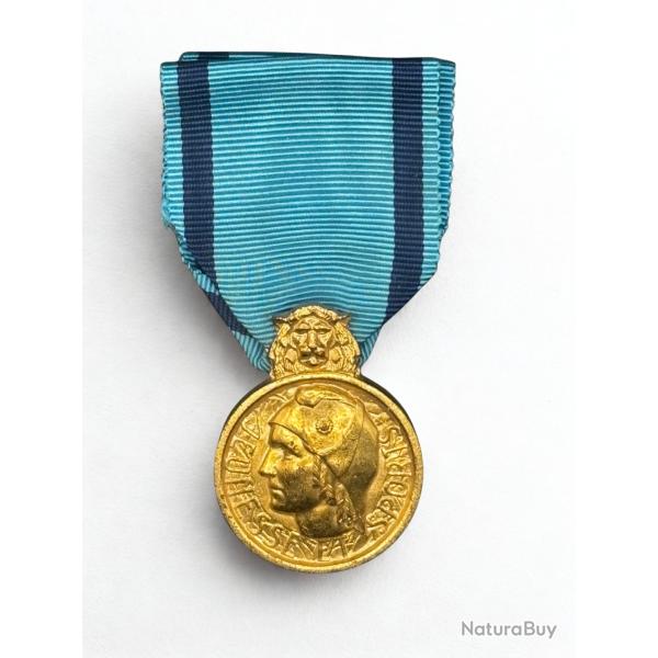 (31.001) M�daille de la jeunesse, des sports et de l'engagement associatif