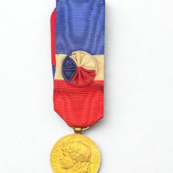 (30.001) M&eacute;daille d'honneur du travail
