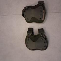 GENOUILLERES MILITAIRE