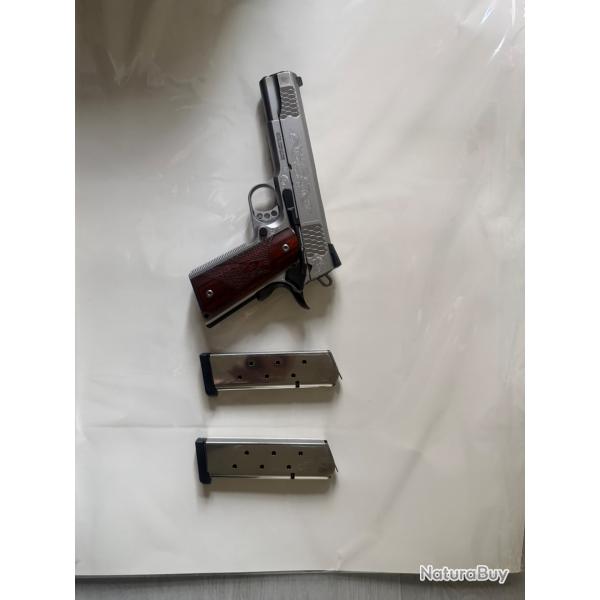 Smith et Wesson 1911 MACHINE ENGRAVED
