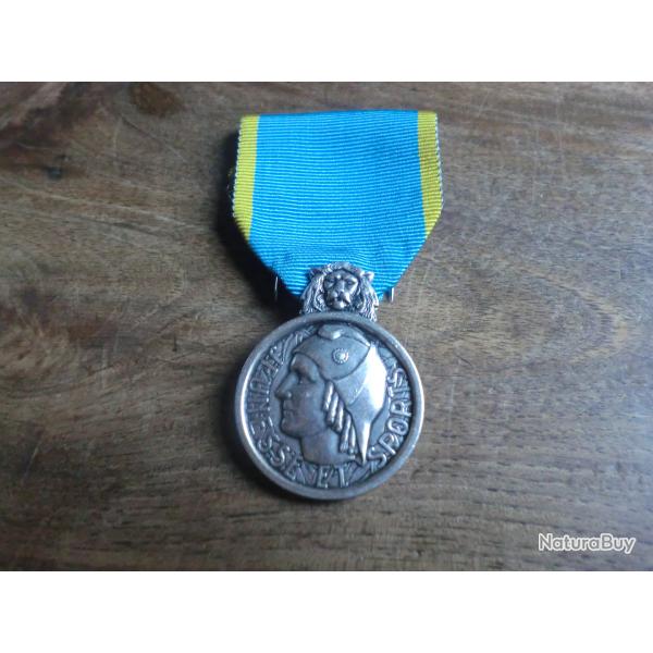 m�daille argent de la jeunesse et sports