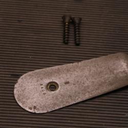 Plaque de couche avec vis pour Mauser G98 REF 174/2025