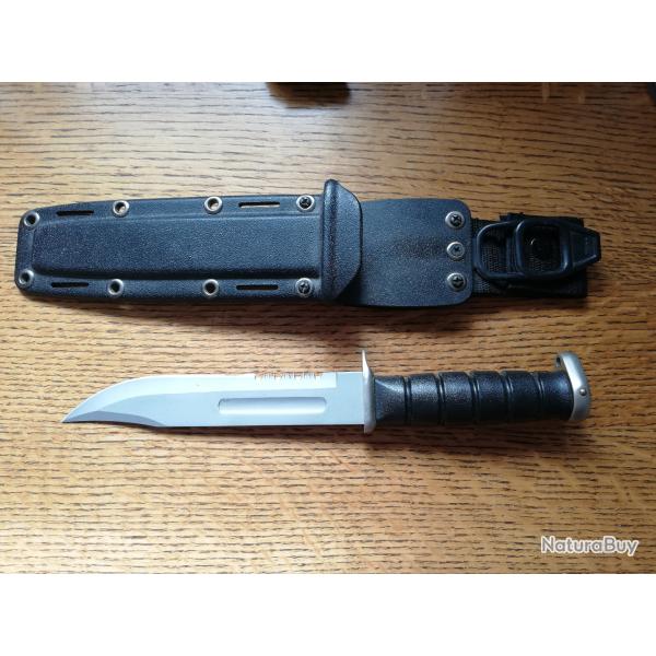 R�plique Couteau K-Bar