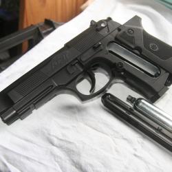 pistolet calibre 4,5 bille acier  c02