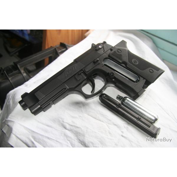 pistolet calibre 4,5 bille acier  c02