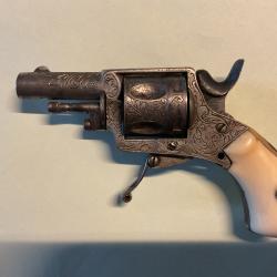 R&eacute;volver &agrave; percussion 7mm de luxe ELG