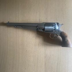 Remington Poudre Noire 1858 8'&acute; de marque EUROARMS en &laquo;&nbsp;INOX&nbsp;&raquo; Calibre 44 tr&egrave;s bon &eacute;tat  peu tir&eacute;